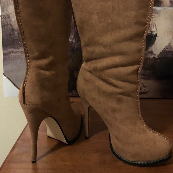 Heeled Boots - Picture 2 of 5